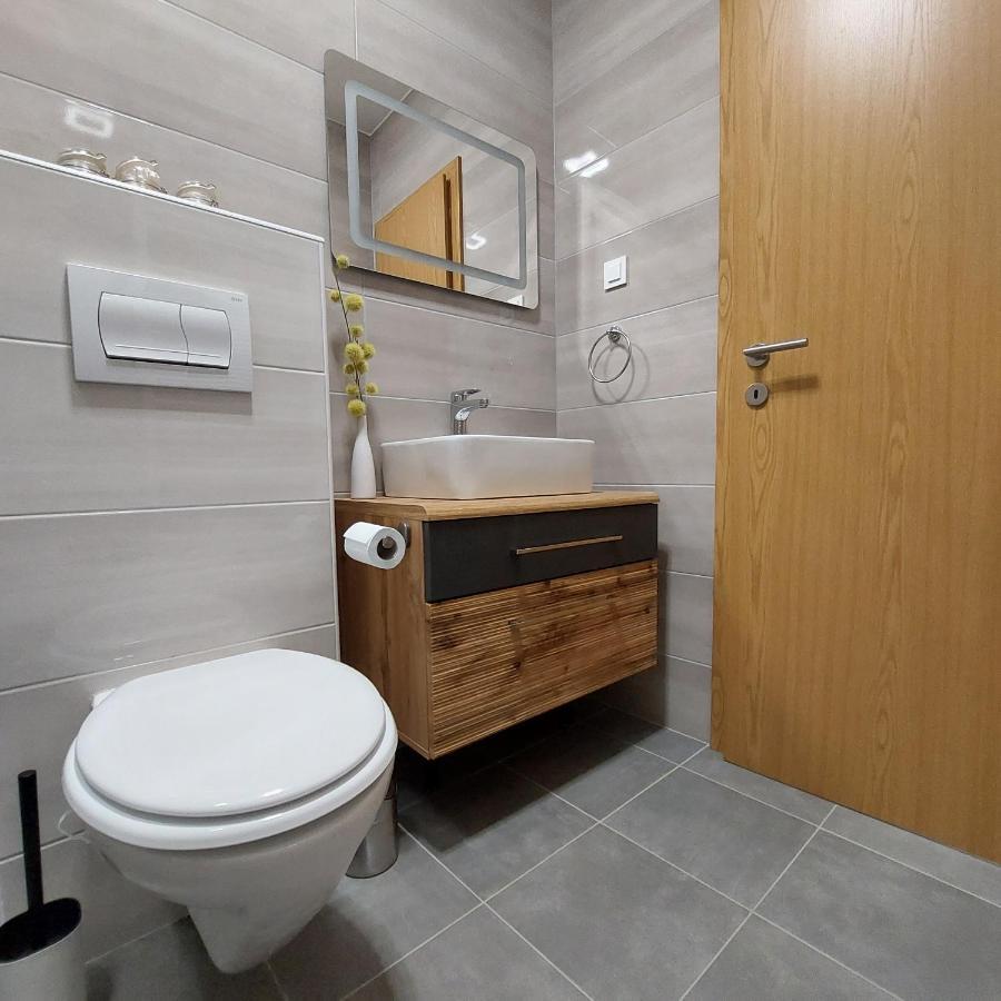 Apartmaji Biseri Kranjska Gora Exteriör bild
